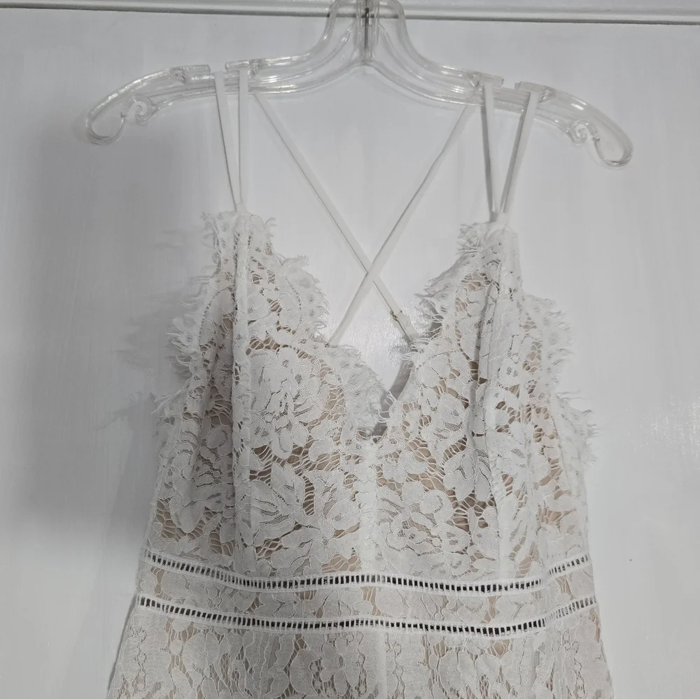 Aakaa Ivory Lace Jumpsuit Graduation/Brides - Picture 5 of 16